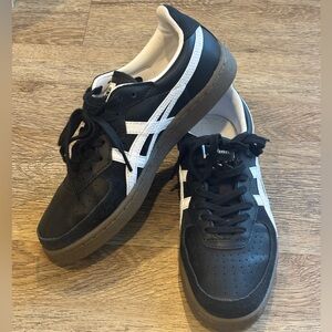 Onitsuka Tiger GSM 38 Black and White Sneakers